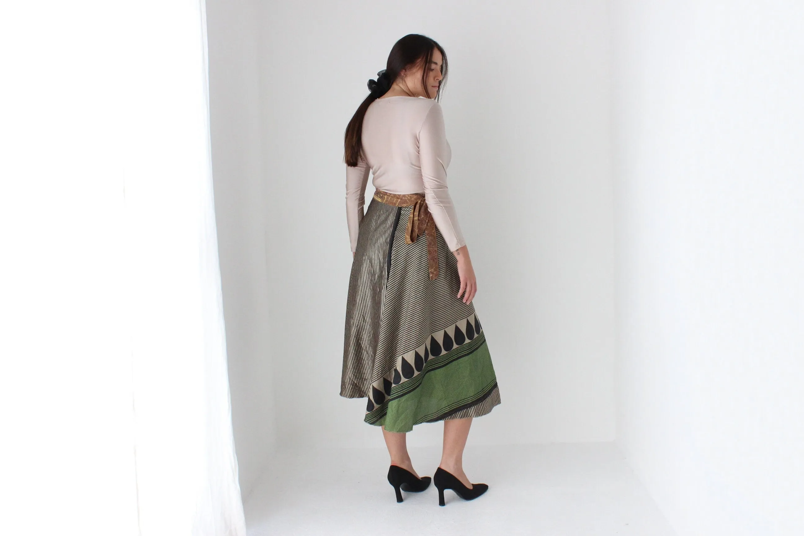 2000s Wearable Art Tie Up Free Size Wrap Skirt