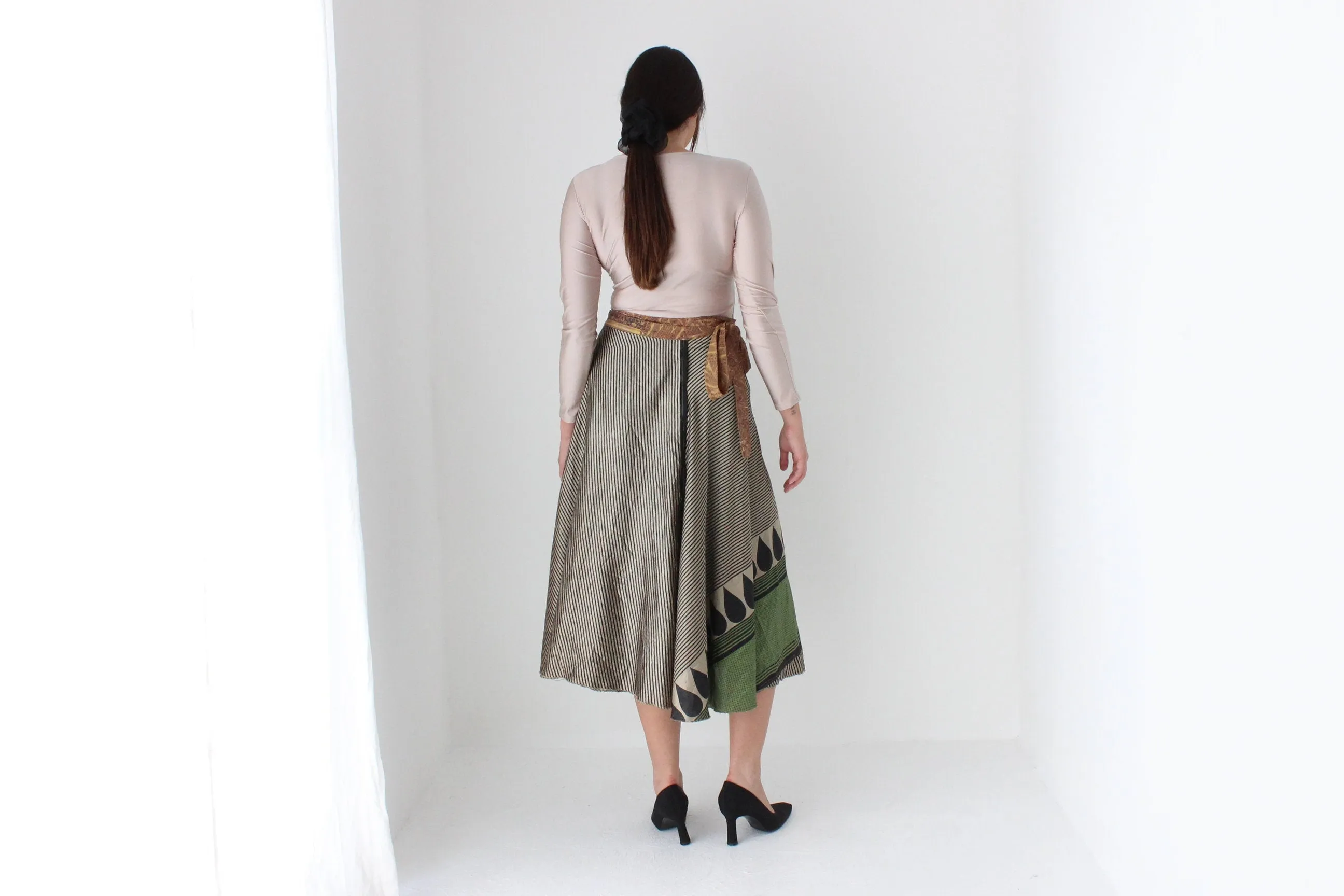 2000s Wearable Art Tie Up Free Size Wrap Skirt