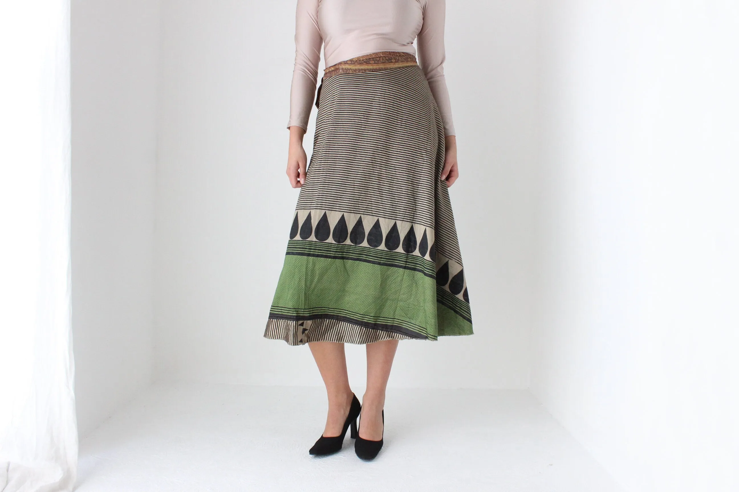 2000s Wearable Art Tie Up Free Size Wrap Skirt