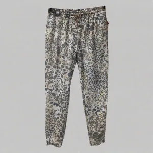 Buc-ee's Soft Fleece Leopard Sweatpants