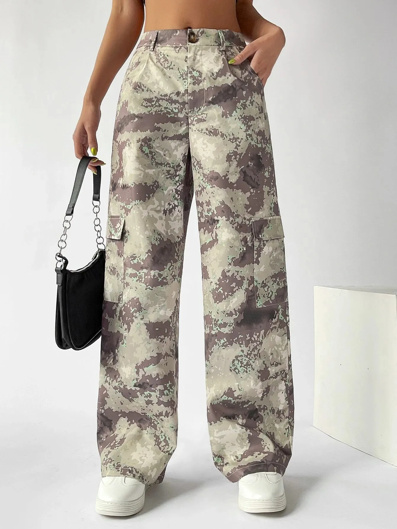 Camo Flap Pocket Cargo Pants