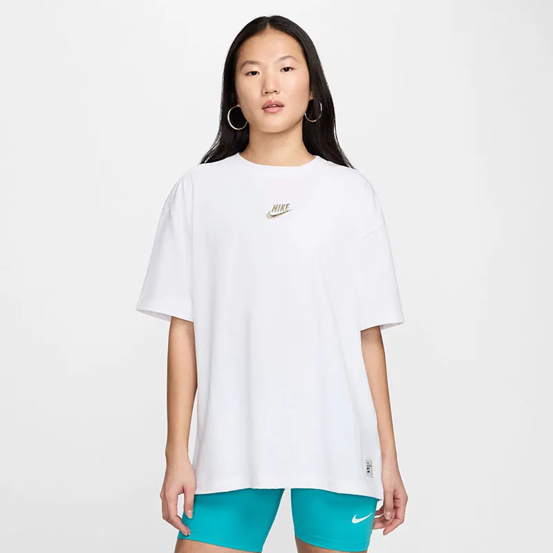 Nike Women's Sportswear Oversized T-Shirt