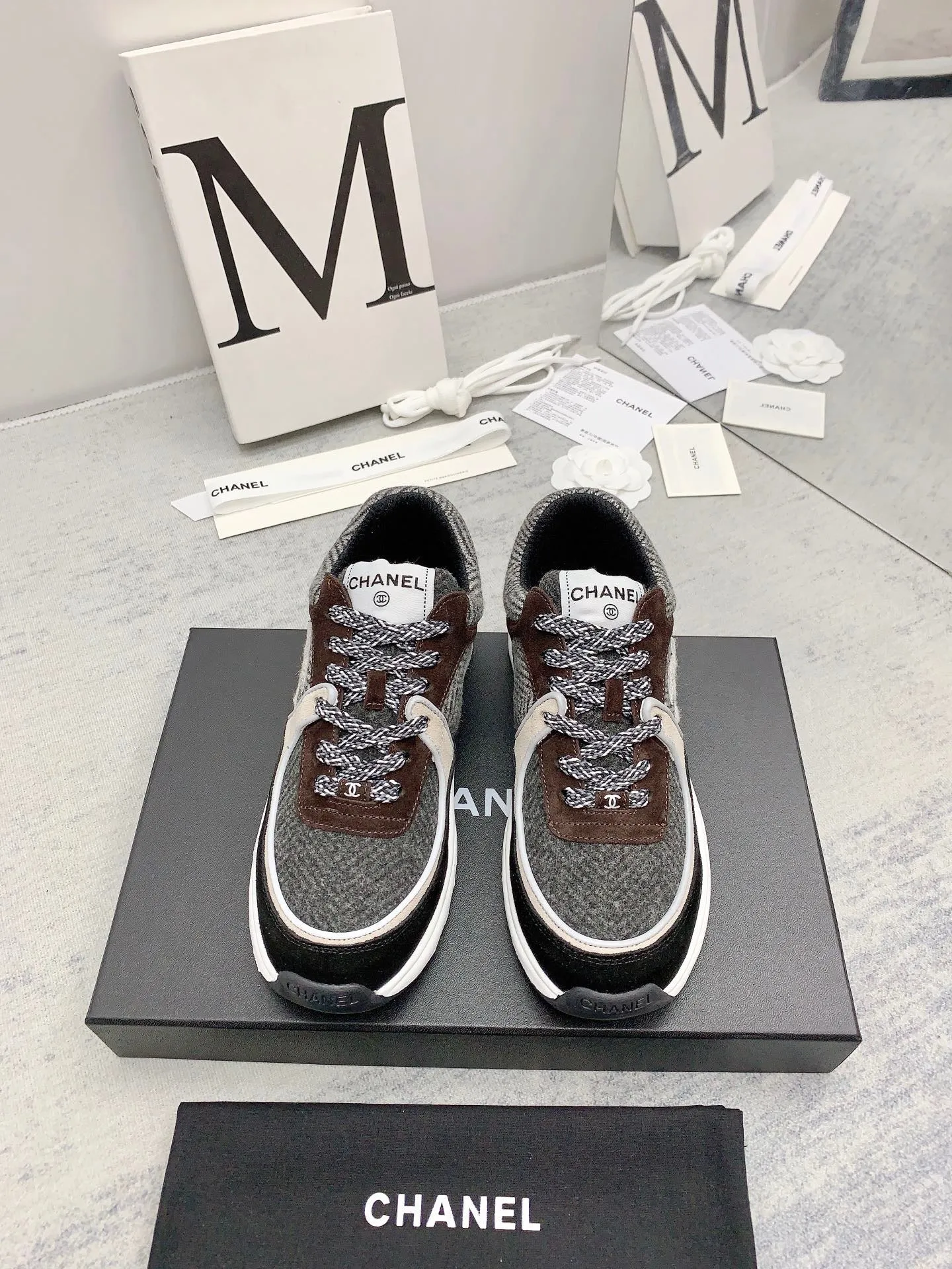 SE1001 CC Sneakers / Size5-10