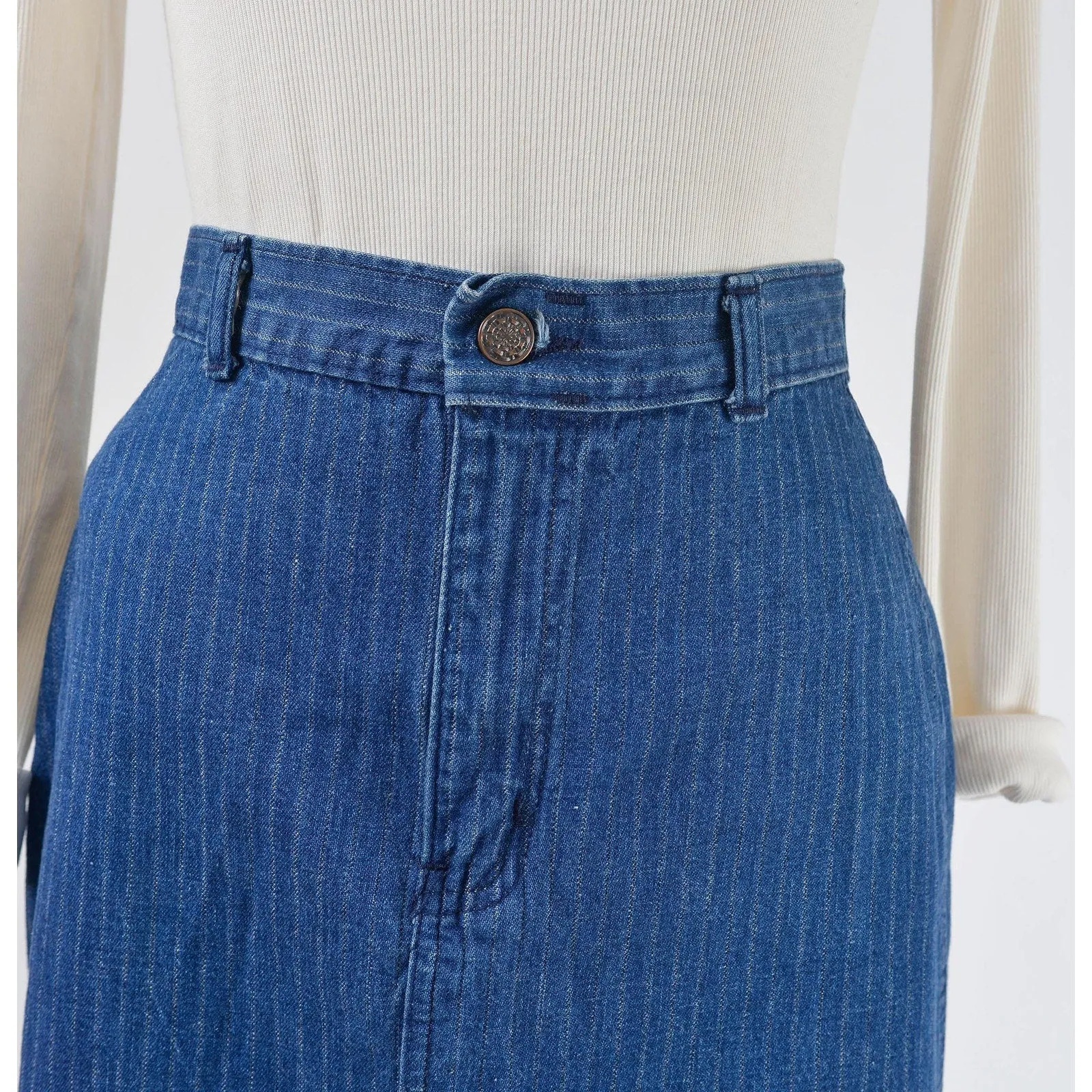 Vintage 70s Denim Pinstriped Skirt High Waisted Jean Skirt Midi Length Pencil Skirt size XS S