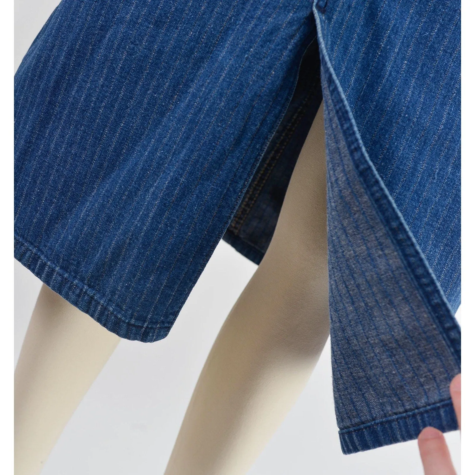 Vintage 70s Denim Pinstriped Skirt High Waisted Jean Skirt Midi Length Pencil Skirt size XS S